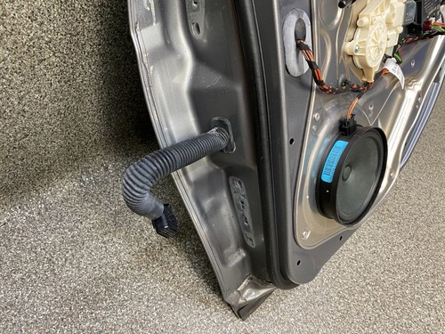 Tür hinten rechts Silber 792 def 75Tkm Mercedes W204 C180 11.1983.097 - Bild 10 von 13