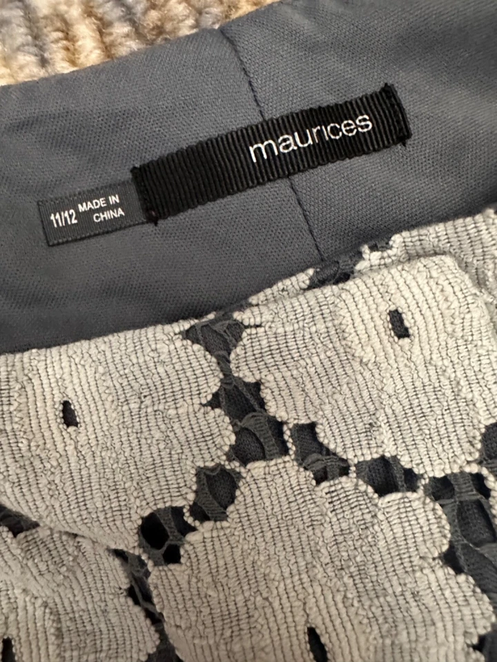 Lace Overlay Grey Shorts Maurice's Size 11/12 - Изображение 4 из 4