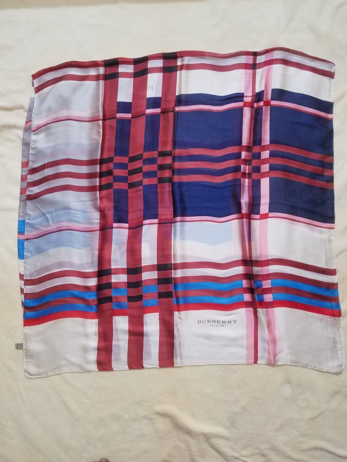 Burberry London Prorsum Womens 100% Soie Silk Ractangle Scarf Nova Check Italy