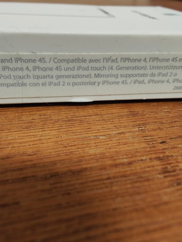 Genuine Apple iPad iPad 2 Dock Connector to VGA Adaptor White MC552Z/B MC552ZM/A - Picture 10 of 23