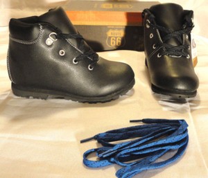 boys black walking boots