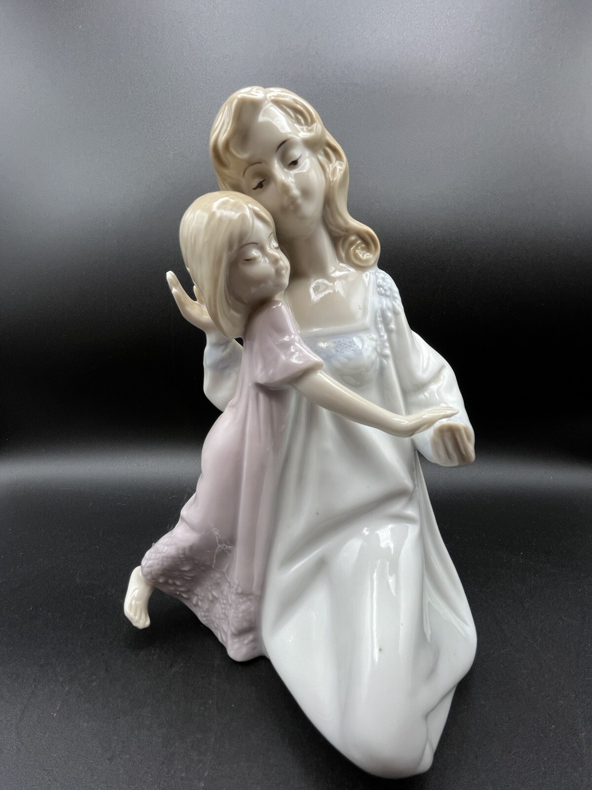 Vintage 1990 Paul Sebastian Hand-Painted Mother & Child Porcelain Figurine