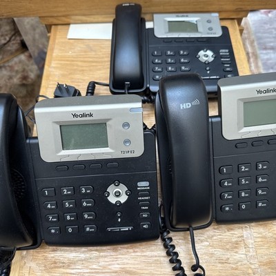 Yealink SIP-T21P E2  Dual-Line IP Phone HD Voice, HD Handset, HD Speaker NEW BOX