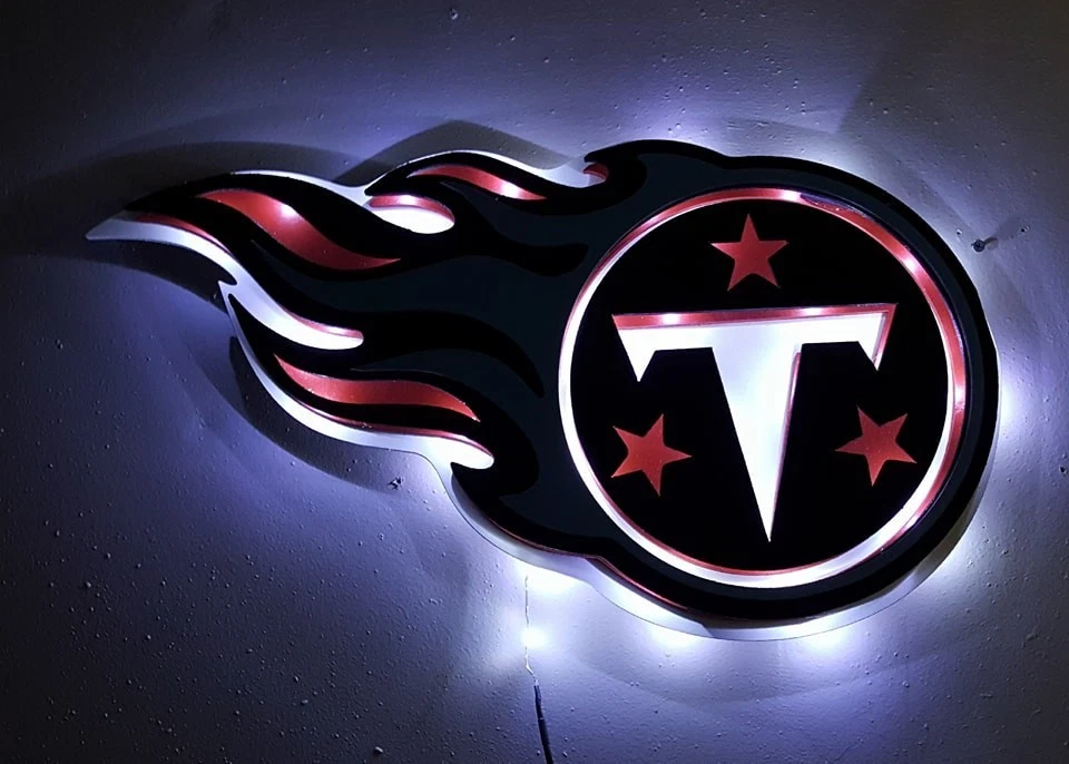 Letrero iluminado en 3D con nombre personalizado - Letrero de bar Man Cave Titans de Tennessee Foto 2 de 2