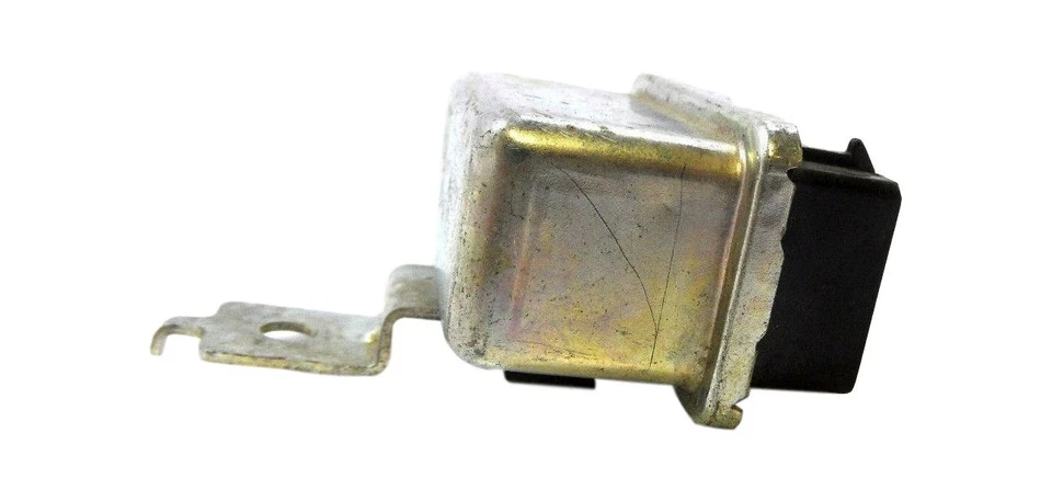 Oem Chrysler 4379085 A/C Compressor Control Relay - Image 2 of 2