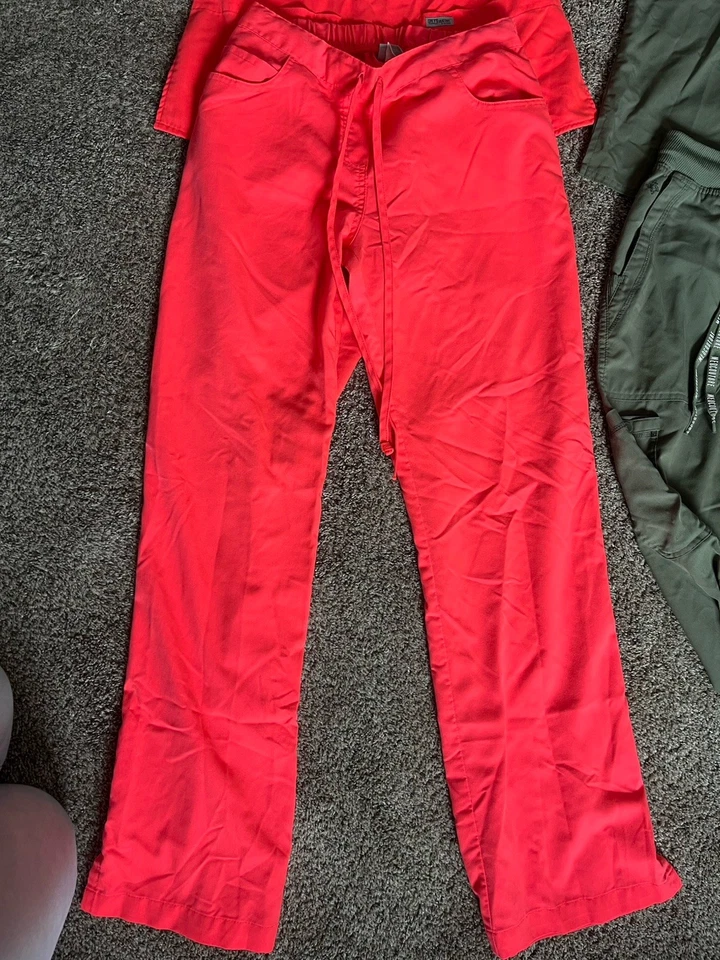 Scrub Lot Of 5 Top & Bottoms Matching Sets Size XS Gray’s Anatomy, Med Culture - Image 4 of 4