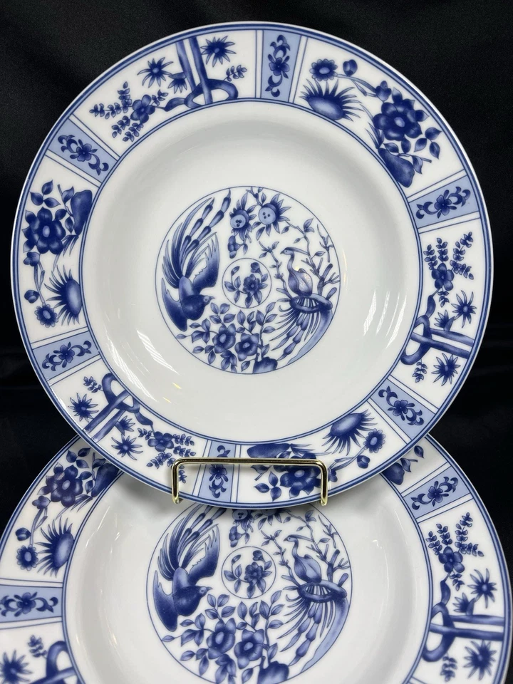 4 Blue Heron China Rimmed Soup Bowls 8" Blue & White Imari Birds & Flowers - Image 3 of 4