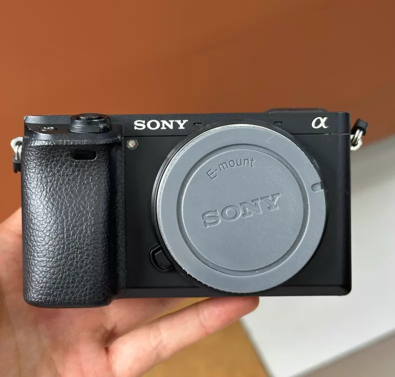 Sony Alpha a6300 24.2MP Digital Camera - Black (Body Only) English