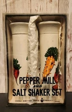VTG NASCO Wood Painted Salt Shaker & Pepper Grinder Set Vegetable Design 6.5"