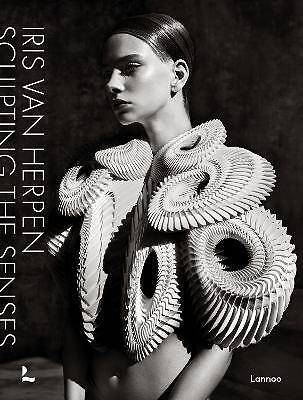 Iris van Herpen, Cloe Pitiot, Hardcover