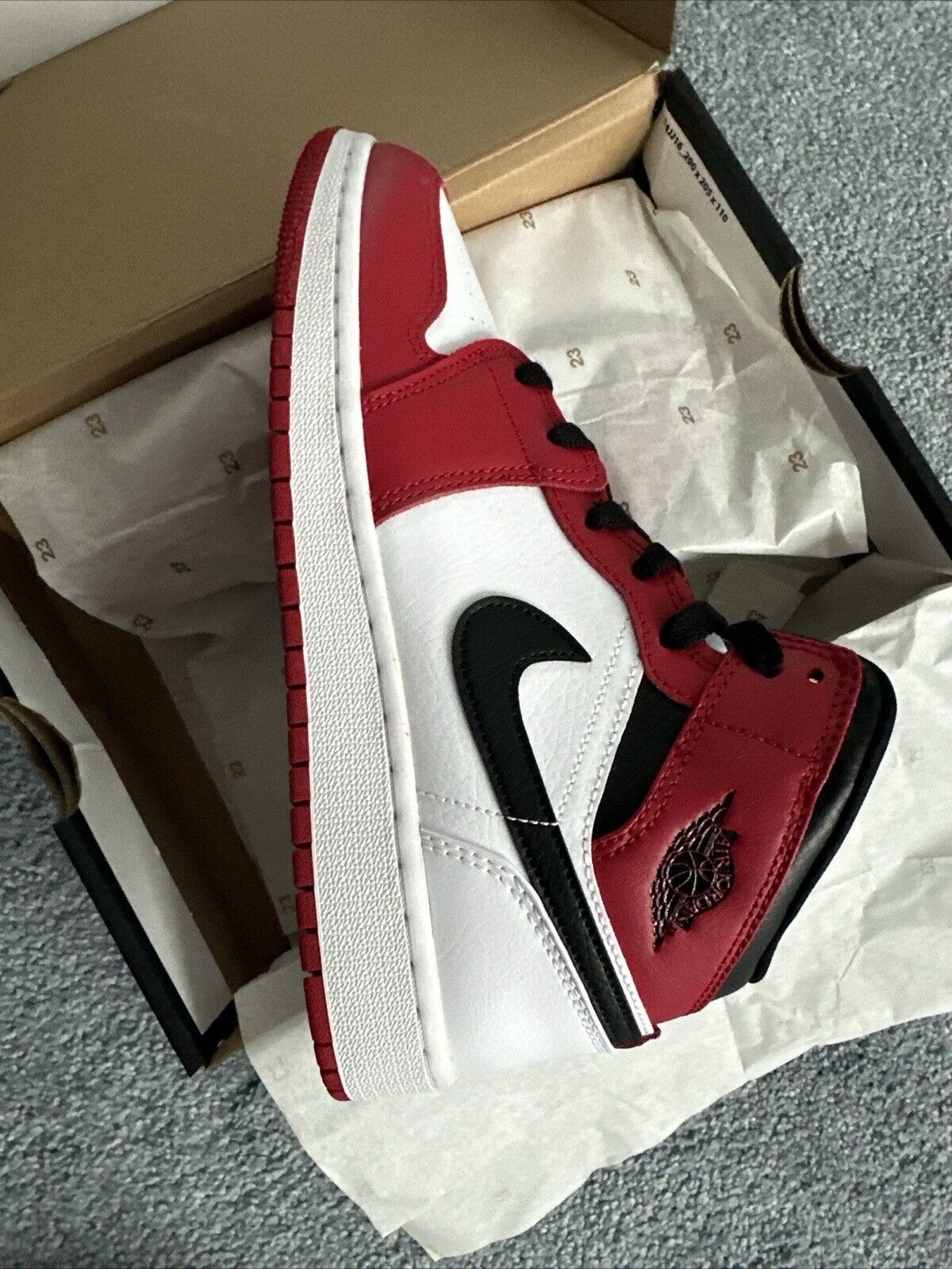 Picture 1 of 6