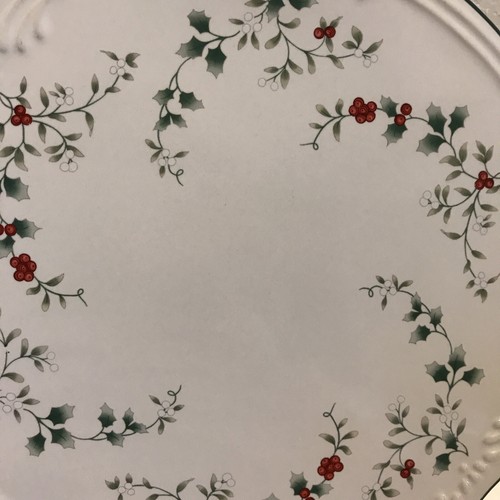 Plato de pastel de baya de invierno Pfaltzgraff bandeja de queso porcelana remache 8-7/8 pulgadas - Imagen 2 de 7