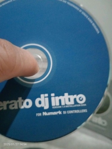 Controlador Numark Mixtrack Pro Edición Limitada - Imagen 6 de 7