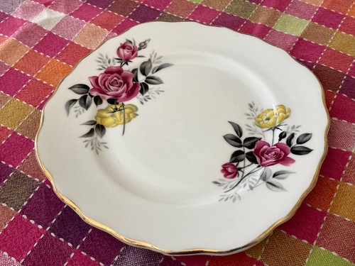 TEA SET ROSE FLOWERS 3 PIECE BONE CHINA ROYAL VALE RIDGEWAY POTTERIES ENGLAND - Picture 19 of 24