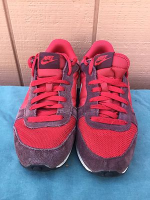 RARE NIKE Genicco Red White Men's Running Shoes 644441-606 US Sz 8 EU 41