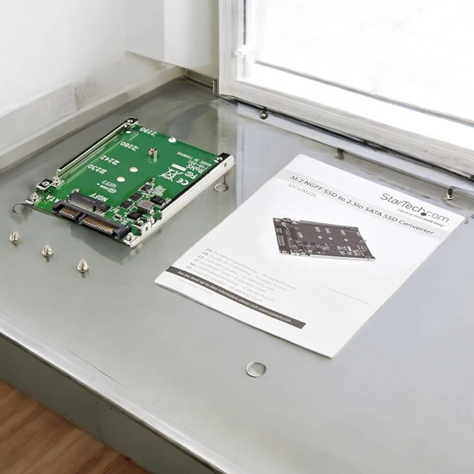 SATA Adapter Converter StarTech M.2 NGFF SSD to 2.5in SATA Hard Drive Converter - Image 3 of 4