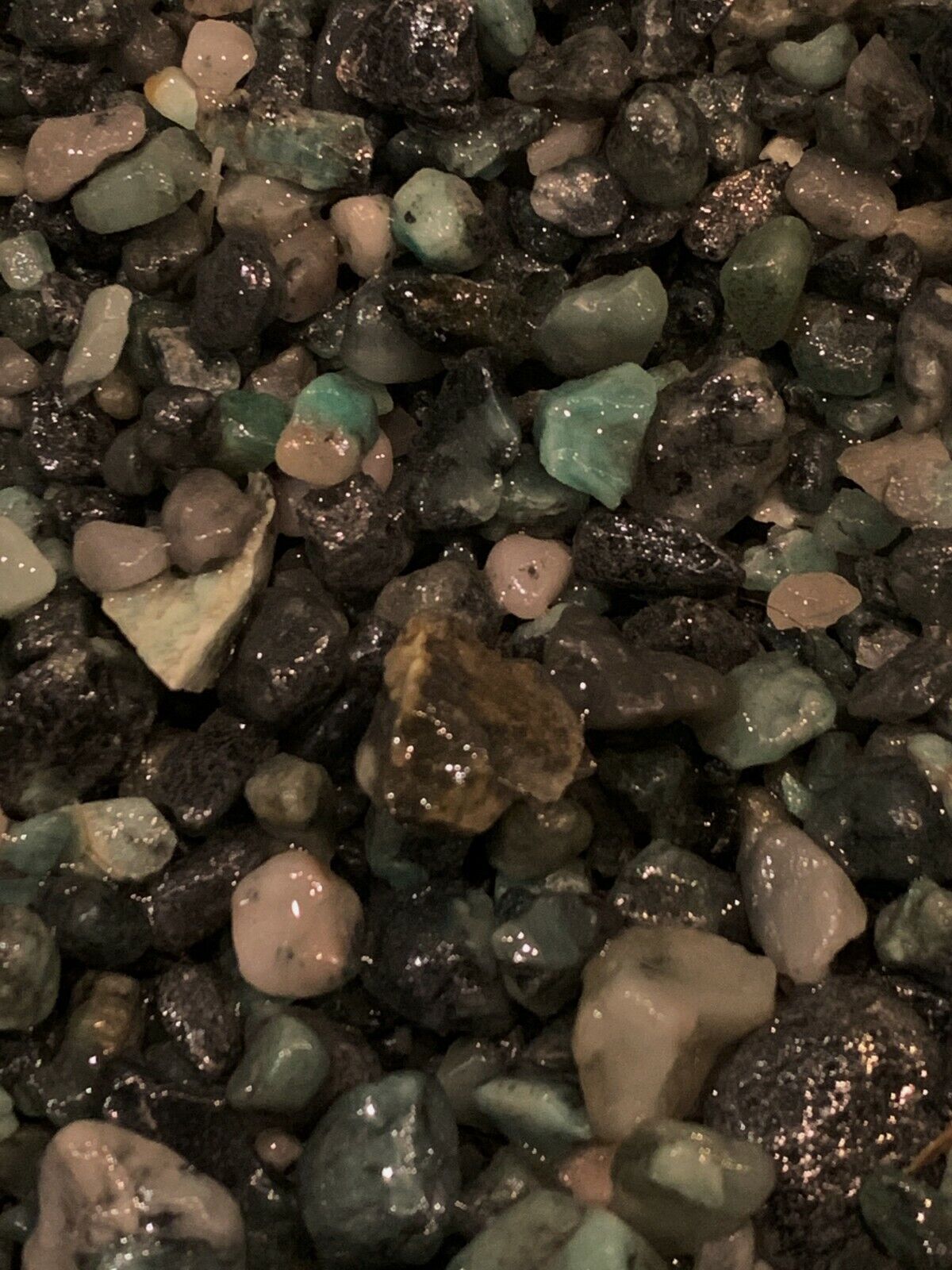 2000 Carat Lots of SMALL Natural Emerald Rough + a FREE faceted gemstone