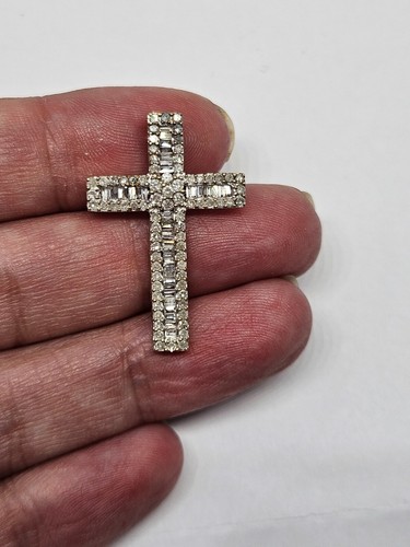 9k Gold Diamond Cross Pendant 1.00cts Stated (2.18g) - Picture 6 of 6