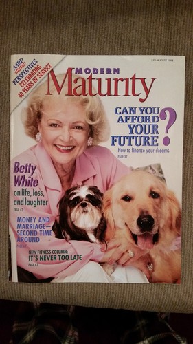 Modern Maturity July/Aug 1998 Issue Betty White on Cover Great Condition - Bild 1 von 4