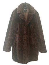 Boohoo Man Tall faux fur leopard print overco...