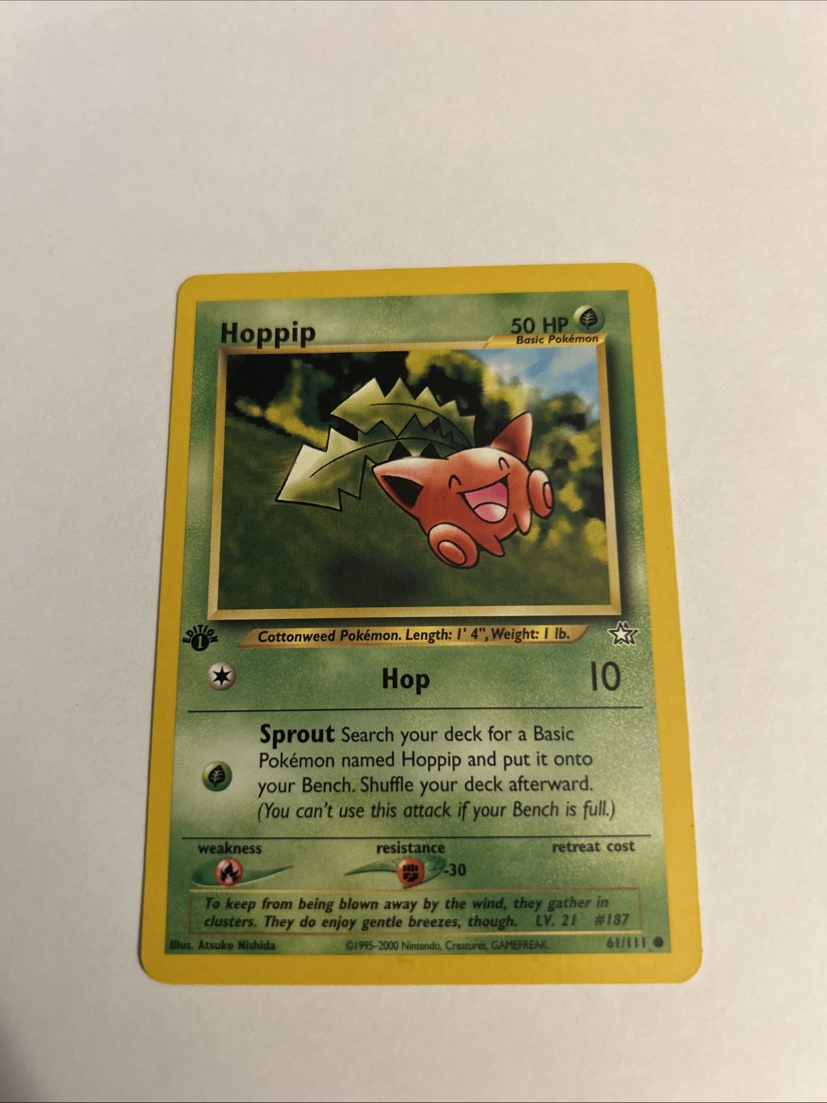 Pokémon 2000 Hoppip 61/111 Neo Genesis 1st Edition NM