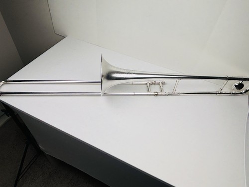 Vintage E.K. Blessing Silver Plated Trombone in Excellent Condition Made in USA! - Picture 11 of 24