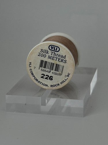 YLI - Silk Thread - Light Sand -100 Weight /200 meters - Made in Japan - Picture 2 of 3