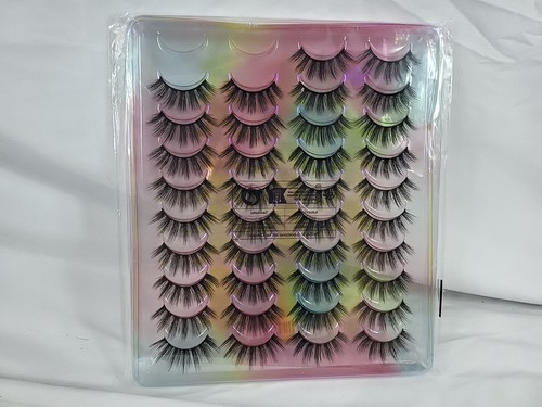 Falsche Wimpern - Bild 6 von 7