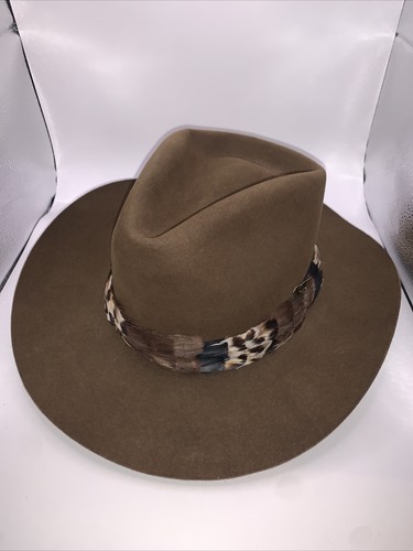Resistol selbstkonforme Round Up Edition 7 1/8"" braune Cowboymütze mit Federn