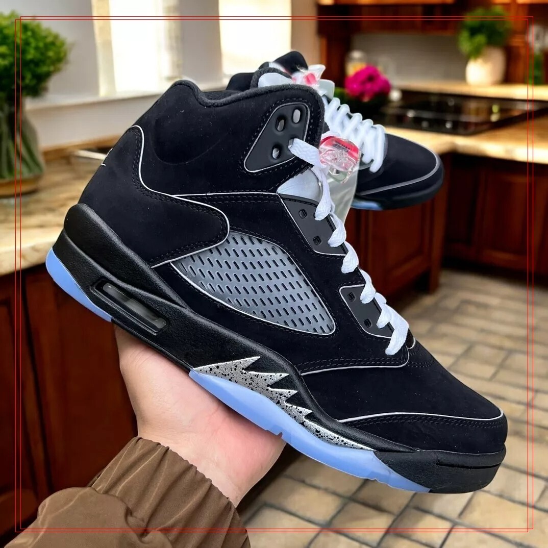 シューズ(男性用) AIR JORDAN 5 RETRO / 02_Black Air Jordan 5 Retro Men's Shoes. Nike JP