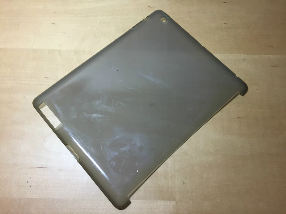 Used - KENSINGTON Rubber Cover Silicone - For iPad 2nd Generation - Grey - Image 2 of 2