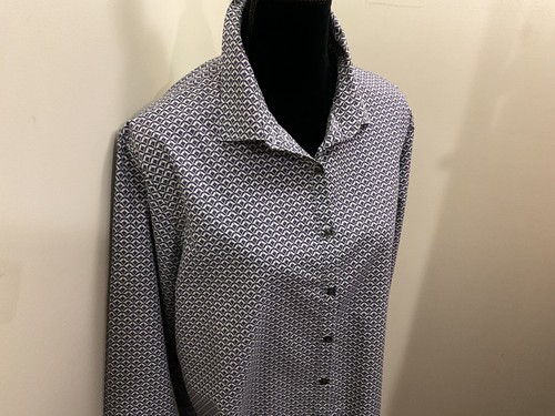 Lands’ End Women’s Button Front Blue White Blouse No Iron Suprima Size 18 - Picture 3 of 13