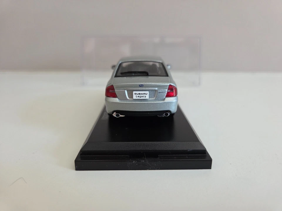 Hachette Norev 1/43 Subaru Legacy Berlina - Argento - 2003 - Immagine 4 di 4
