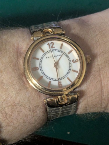 Anne Klein Women's Quartz Watch Leather Strap New Battery - Picture 5 of 6