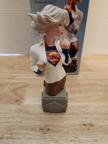 Supergirl Bust DC Comics Statue Women of the DC Universe Adam Hughes series 1 LE - Picture 10 of 14