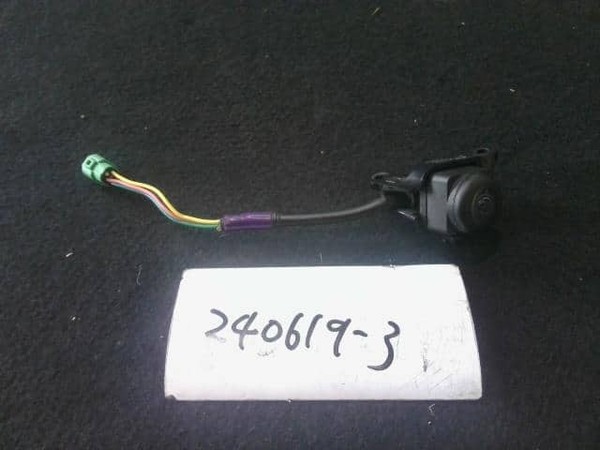 Cámara de reversa SUZUKI Swift 2023 5AA-ZC53S [usada] [PA108984940]
