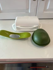 Joesph Joseph Garlic press , Jo!e Avocado Keeper & Better Dish By Joelle