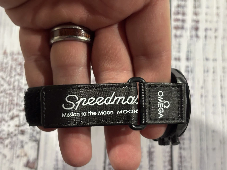 NEW Omega X Swatch Watch Size 42mm Moon Snoopy Speedmaster - Image 4 of 4