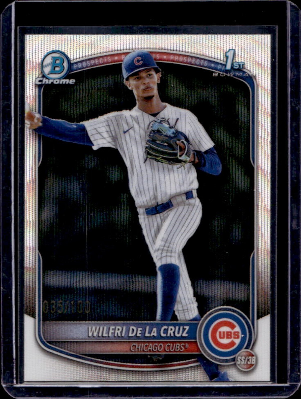 2025 Bowman Chrome Wilfri De La Cruz Wave Refractor 1st #/100 Cubs