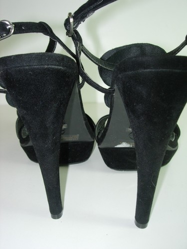 NEUE SCHWARZE DAMEN-SANDALEN MIT STILETTO-ABSATZ AUS SAMT UND T-RIEMEN GRÖSSE 7,5 M - Bild 3 von 3