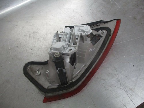 2005-2012 FORD MONDEO DRIVER SIDE REAR LIGHT GENUINE OEM - Picture 3 of 4