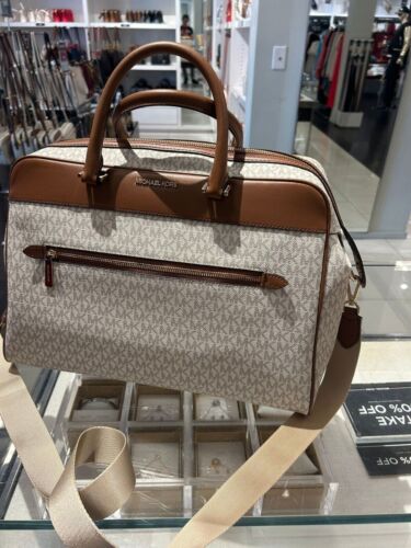 Michael Kors Lady MK Travel Luggage Large Top Zip Weekender Bag Vanilla - Afbeelding 1 van 11