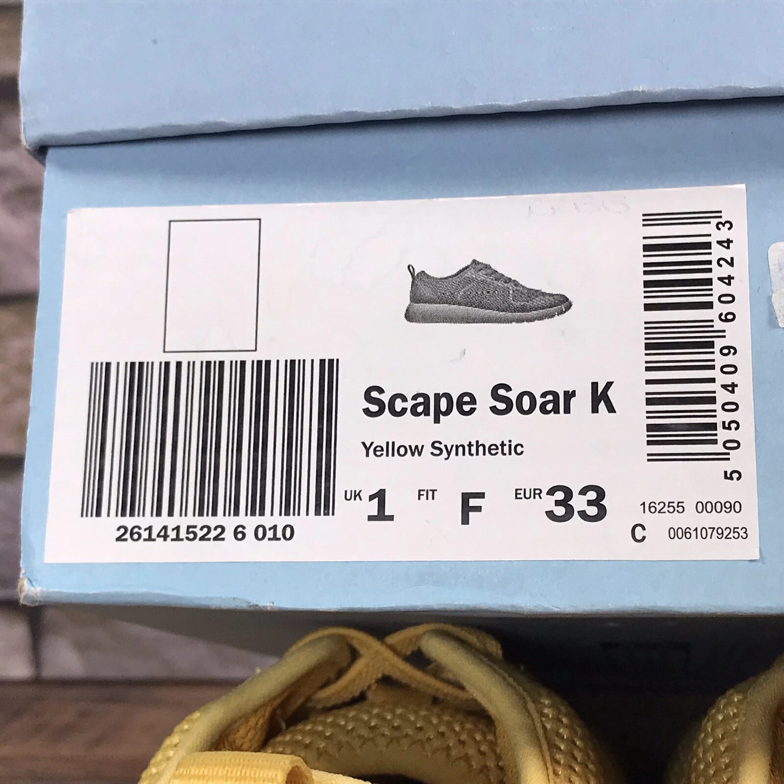 Scarpe da ginnastica Clarks Scape Soar per bambini gialle sintetiche UK 1 vestibilità F EU 33