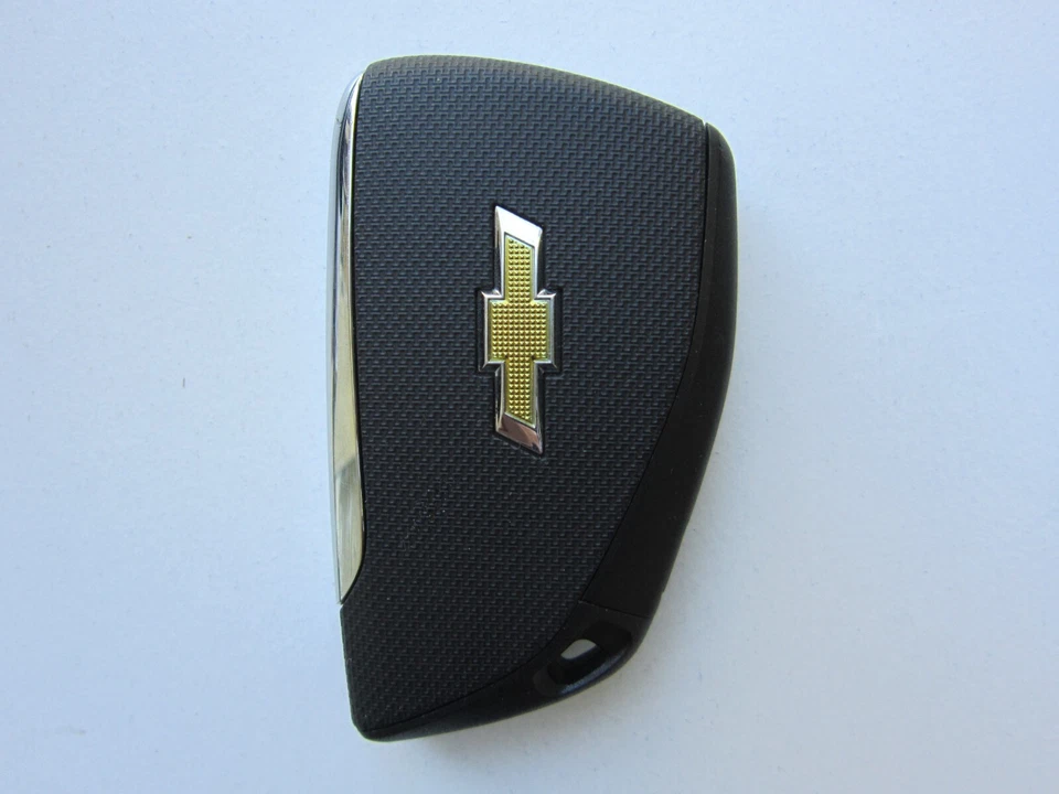 OEM 2021-2025 CHEVY TAHOE KEYLESS REMOTE SMART KEY FOB 13541565 UNLOCKED /6 BT - Image 3 of 4