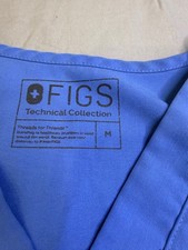 FIGS Technical Collection Scrub Top Medium M Blue V-Neck Three-Pocket RN 142256