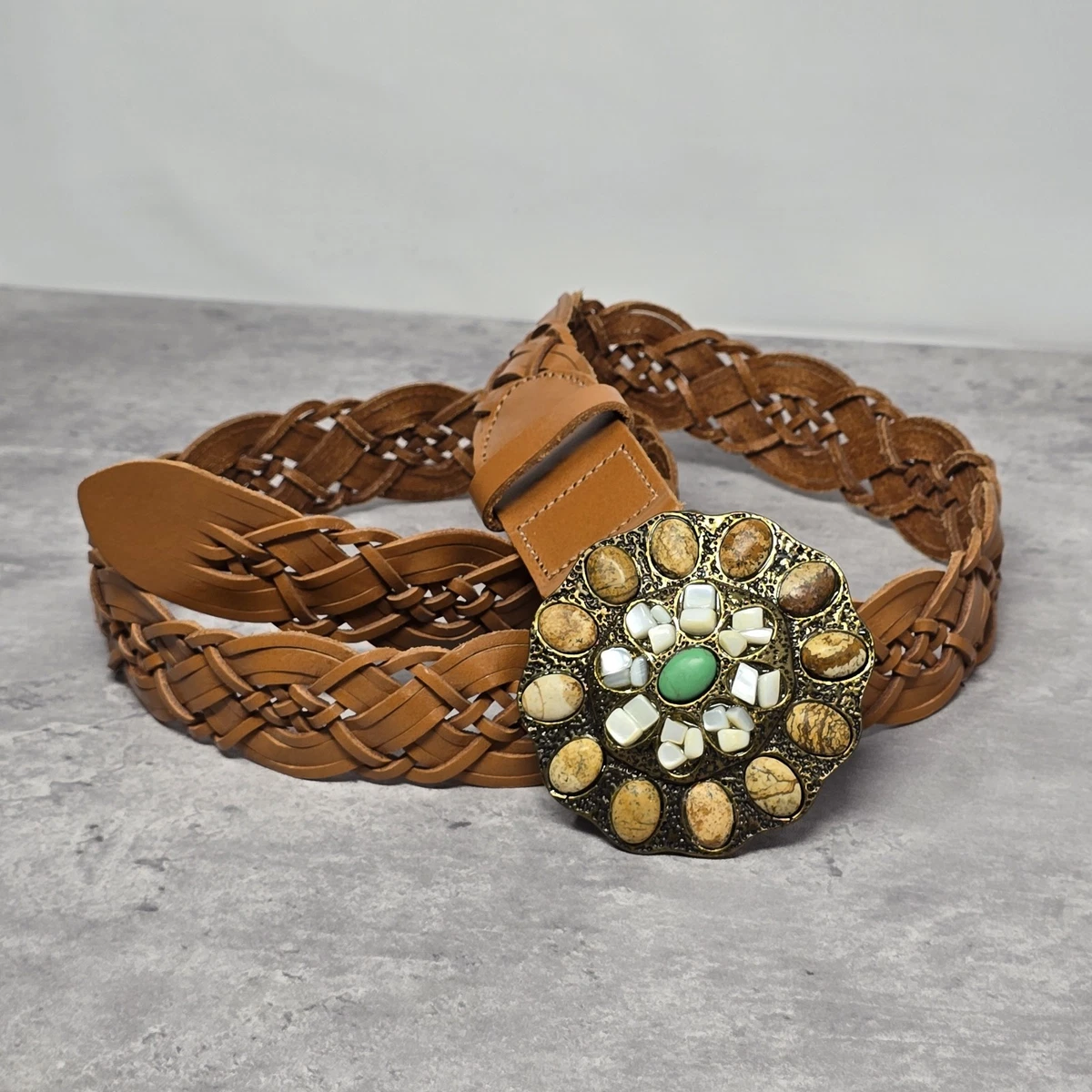 Cabi Beige Faux Leather Emblem Belt With Bling Mother of Pearl Buckle Sz Medium Buy Lady Western Beige Suede Belt With Rhinestone Buckle main image 4