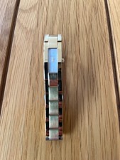 GUCCI 4600L Ladies Watch Vintage Gold Stainless Steel Bracelet New Battery Works