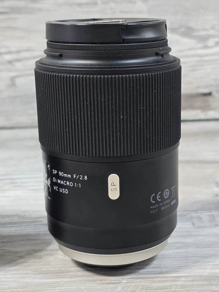 Lente principal Tamron SP 90 mm f/2,8 Di Macro (F017) USD para montaje Sony A con HF017 Foto 3 de 4