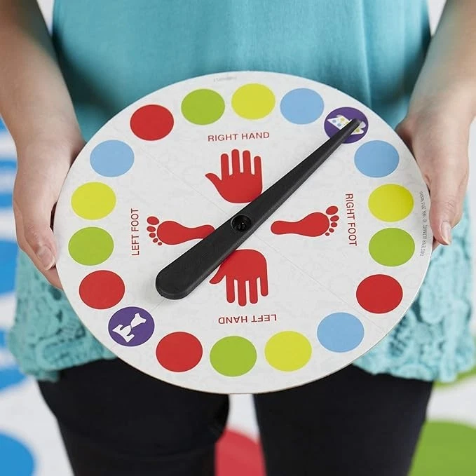 HASBRO TWISTER ULTIMATE BIGGER MAT! 2X THE SPOTS NEW IN BOX - Image 3 of 3