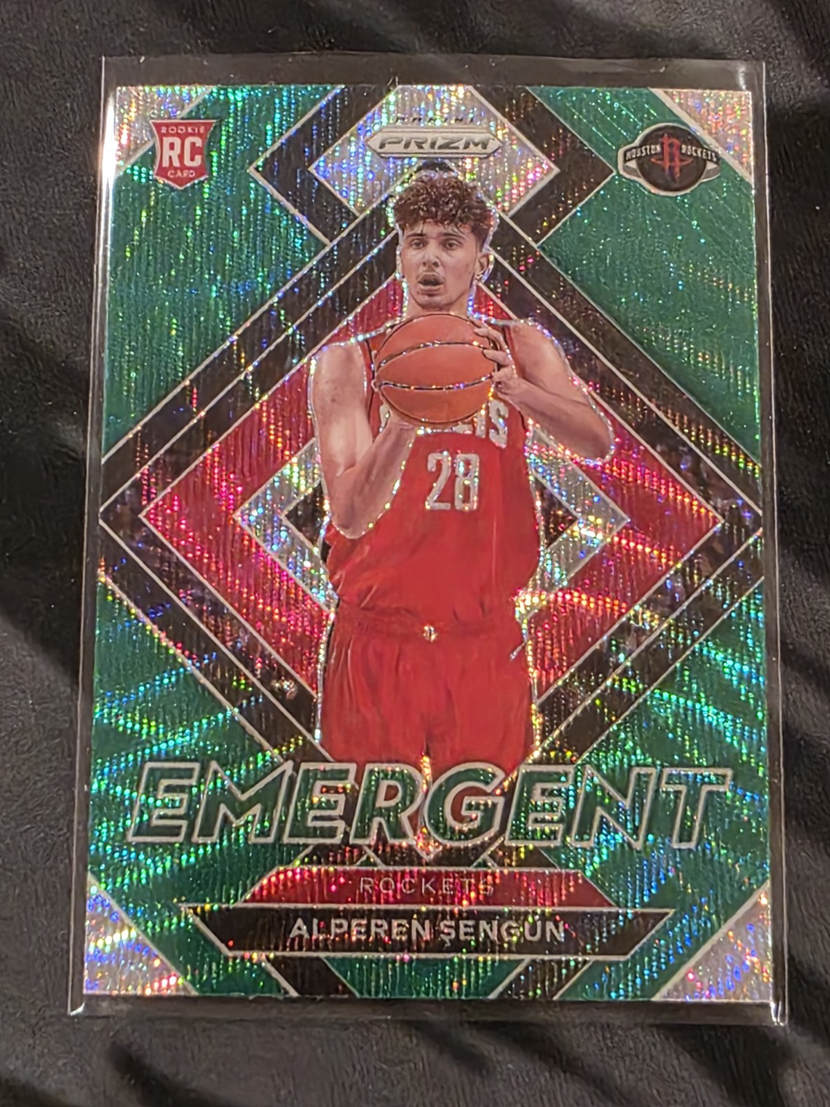 2021-22 Panini Prizm - Emergent Alperen Sengun #28 Green Wave Prizm (RC)